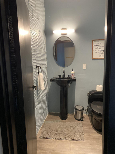 Bathroom 3, 424 Gold Way- 3Bed/2Bath Apartment, Allegheny