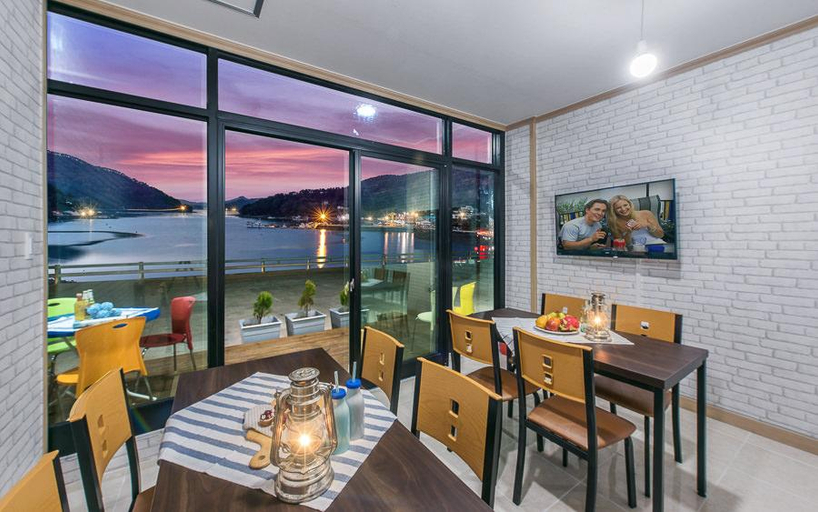 Food & Drinks 3, Tongyeong Felice Pension, Tongyeong