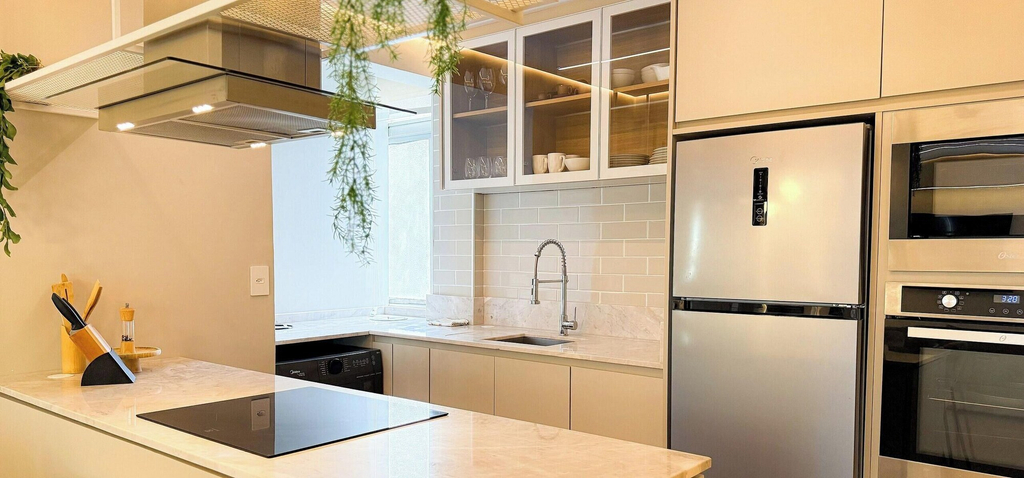 Private kitchen 4, ASA 2 Suites Pe na Areia Vista mar BC, Balneário Arroio do Silva