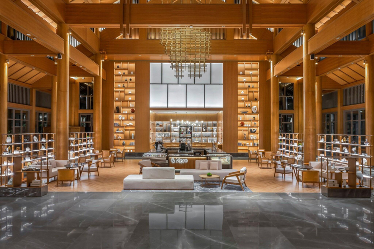 Public Area, Sheraton Maoming Hot Spring Resort, Maoming