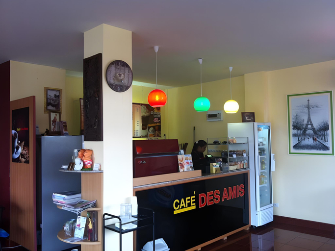 Food & Drinks 2, Jaroensin Place, Muang Buri Ram