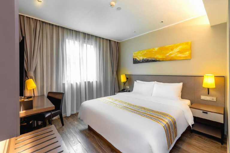 Bedroom 2, Home Inn (Guilin Railway Station Zhongshan South Road), Guilin