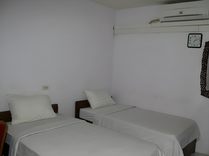Bedroom 3, Daddy's Home Hotel, Yangon
