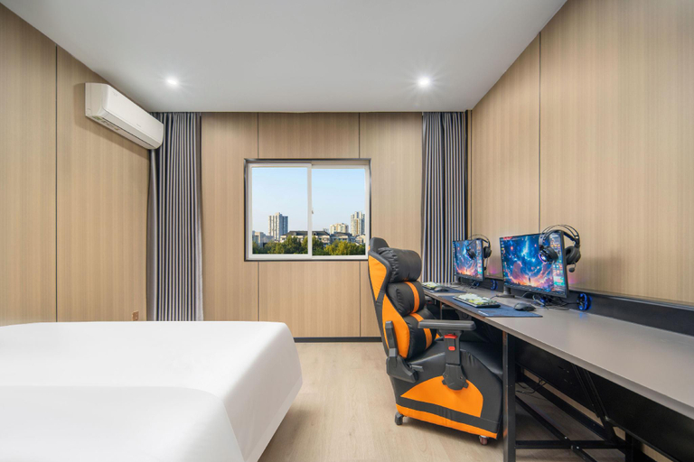 Bedroom 2, Hongtai E-sports Hotel, Nanchang