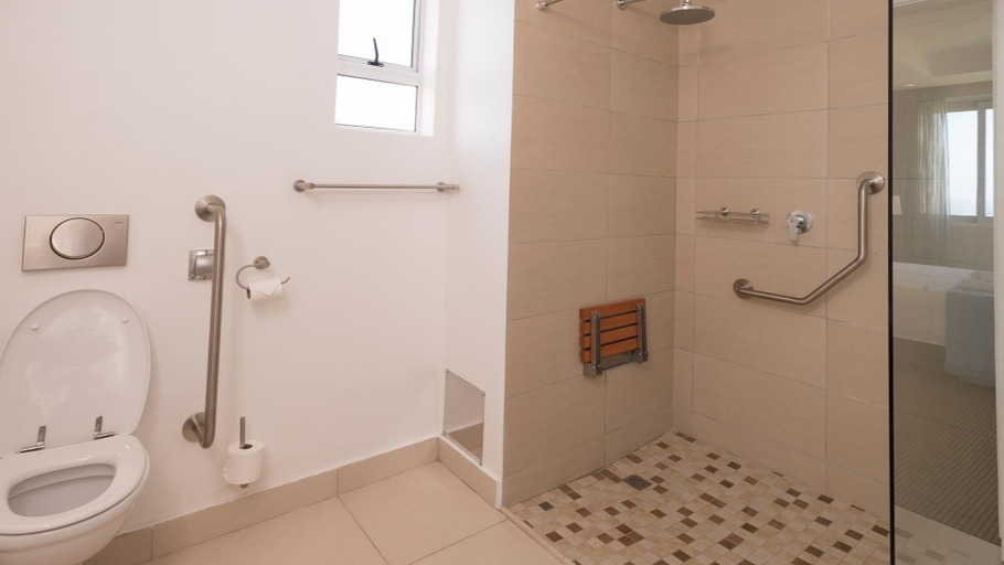 Bathroom 5, Blue Marlin All-Inclusive Seascape by Dream Resorts, Ugu