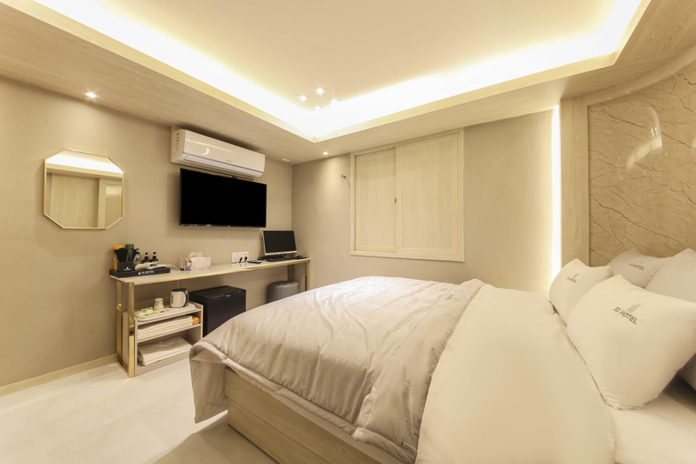 Bedroom 4, Busan Minam SS, Dongnae