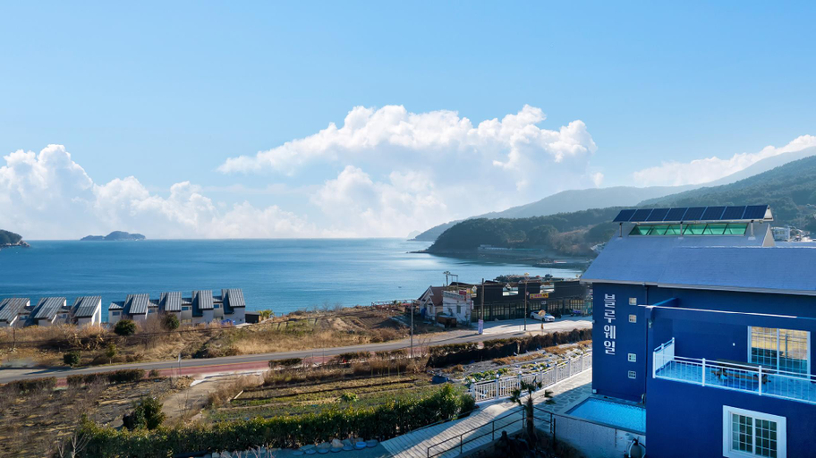 Others 3, Geoje Pension Blue Whale, Geoje