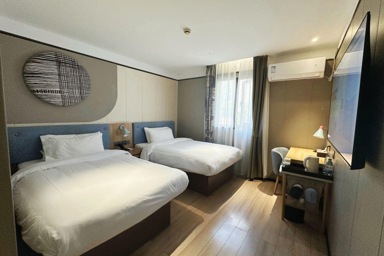 Bedroom 2, Home inn, Shanghai