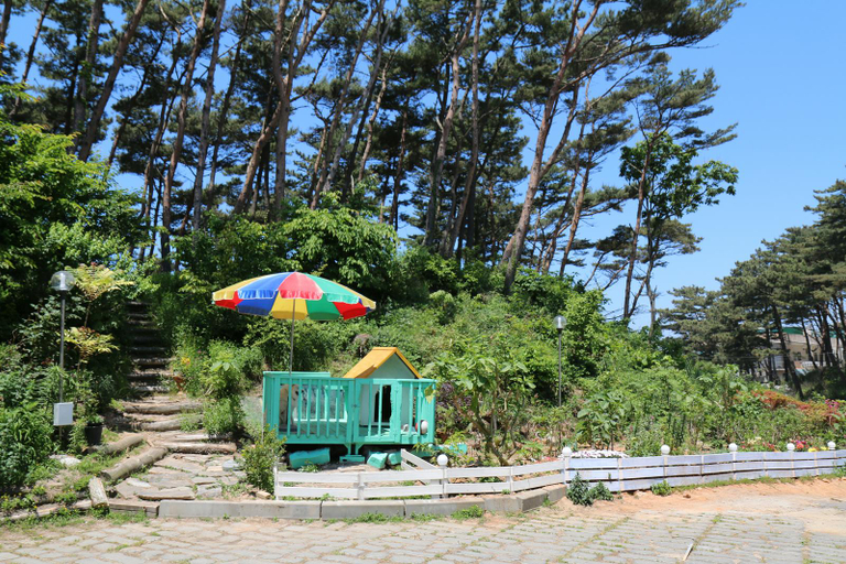 Others 4, Taean Haejoeum Pension, Taean