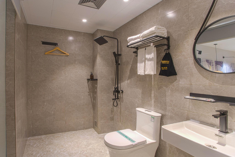 Bathroom 3, Weiyage Hotel (Daxin Detian Plaza), Chongzuo