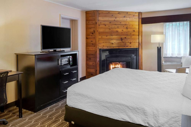 Bedroom 2, Ramada Limited Tannersville/Poconos, Monroe