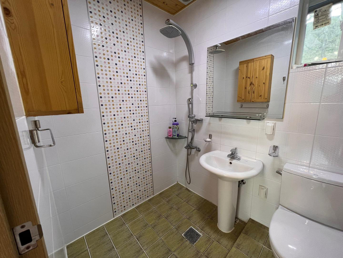 Bathroom, Sancheong Small Garden Pension, Sancheong