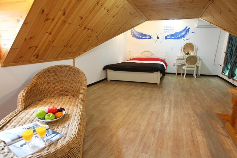 Bedroom 4, Gapyeong Happy Garden Dog Pension, Gapyeong