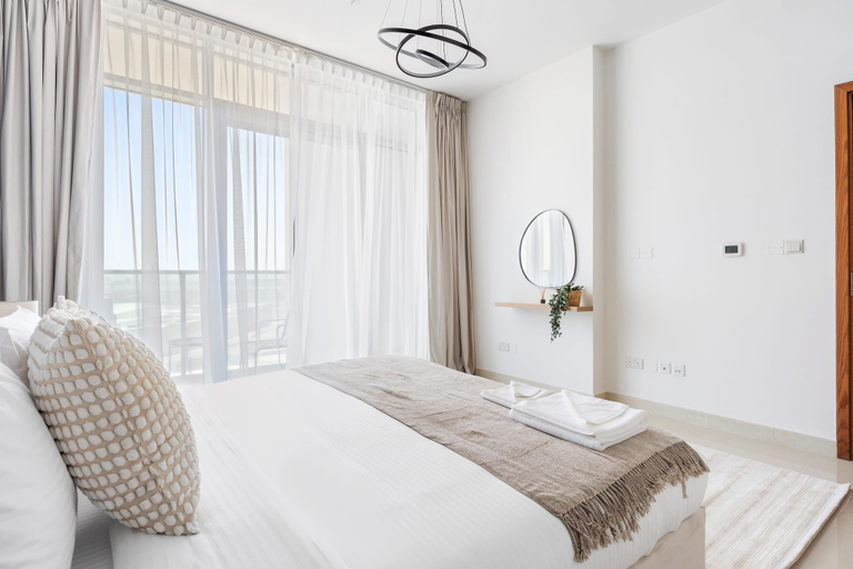 Room 2, Silkhaus 2bdr Retreat Julphar Tower Al Reem, Abu Dhabi City