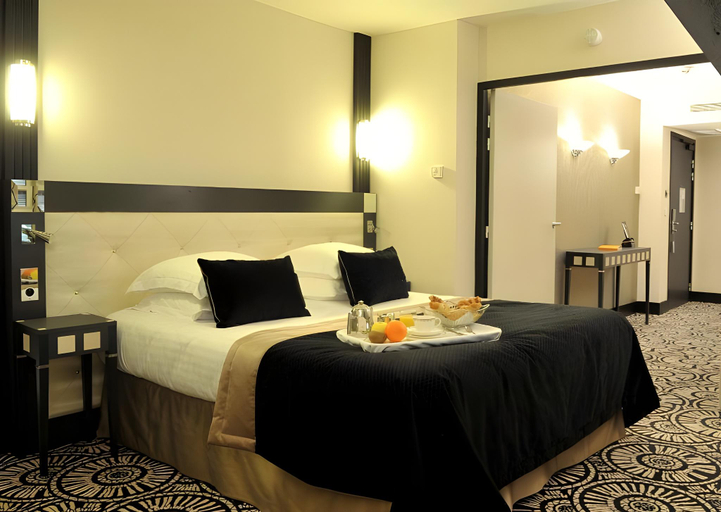 Others 2, Hotel Jehan de Beauce, Eure-et-Loir