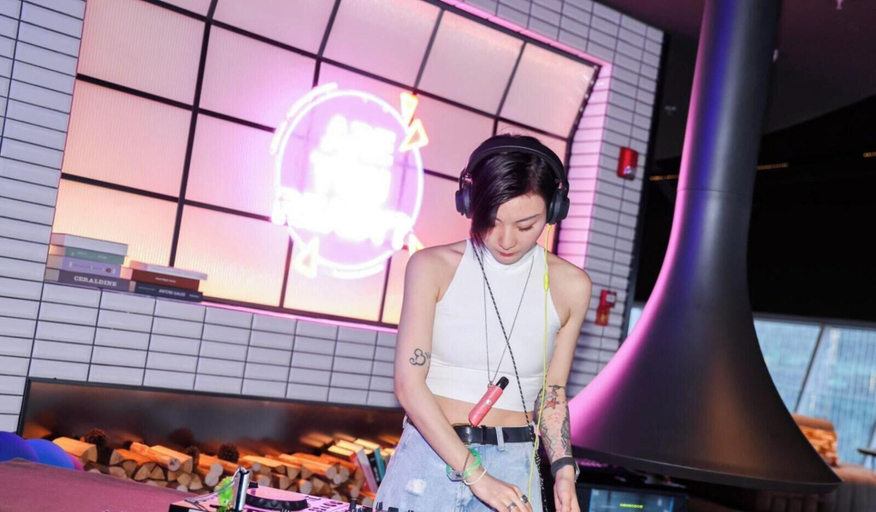 Food & Drinks 3, Moxy Chongqing, Chongqing