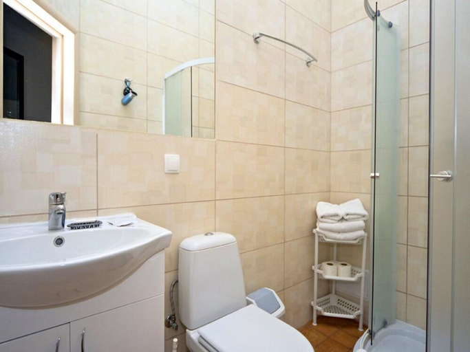 Bathroom 3, Best Season Apart Hotel, Shevchenkivs'kyi