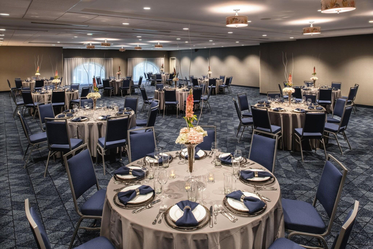Food & Drinks 5, Courtyard by Marriott Santa Cruz, Santa Cruz