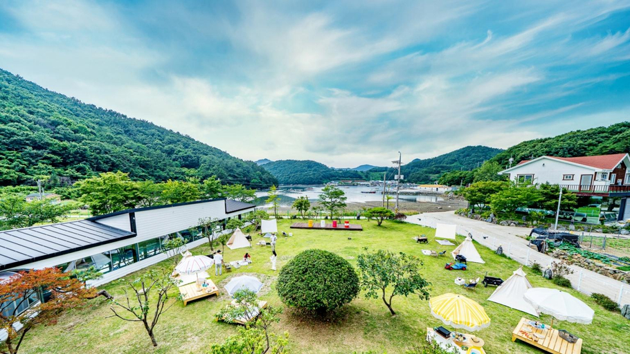 Others 5, Tongyeong Glamdog Dog Pension, Tongyeong