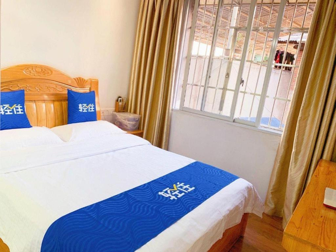 Bedroom 2, Kaili Haolaiwu Hotel, Qiandongnan Miao and Dong