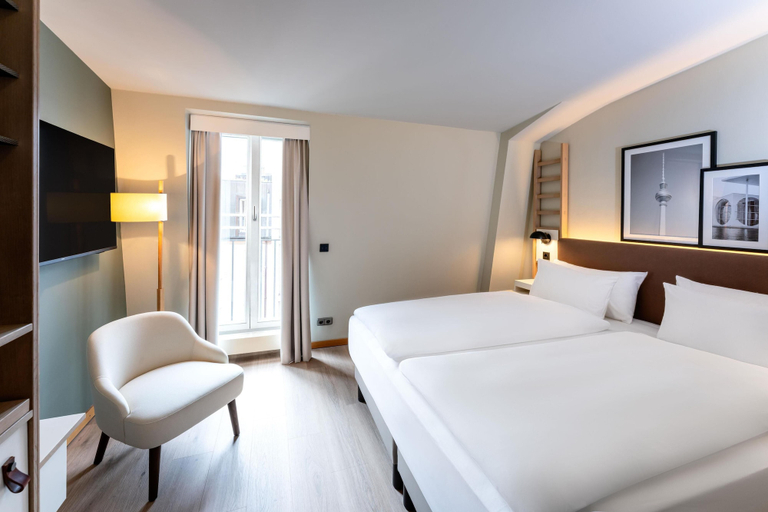 Bedroom 4, Hotel Bleibtreu Berlin by Golden Tulip, Berlin