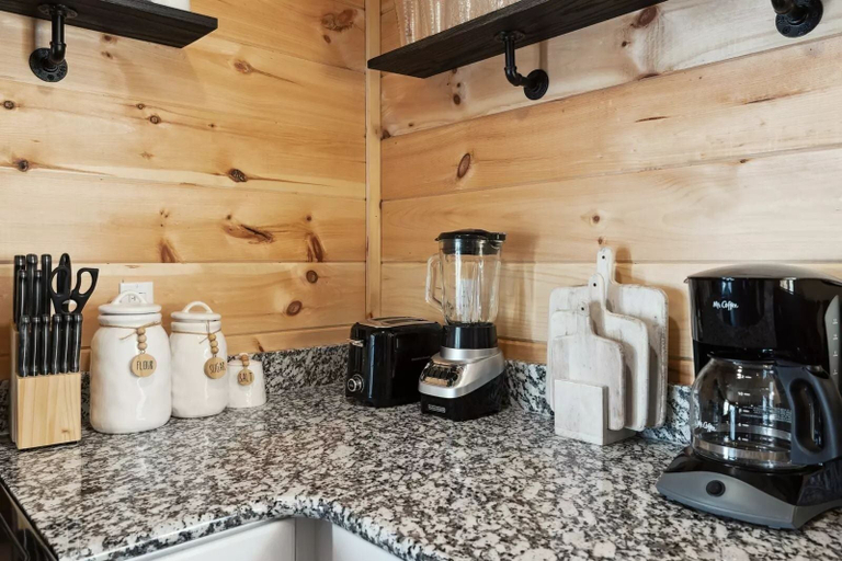 Interior 4, Wears Valley Outpost 2 Bedroom Cabin, Sevier