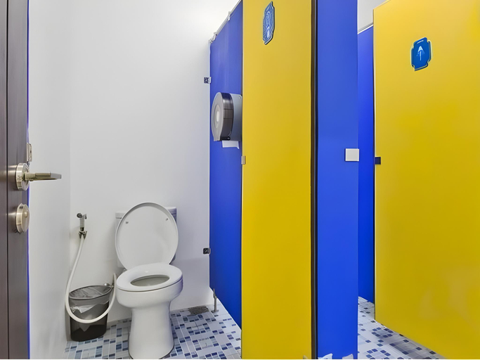 Bathroom 4, CX Hostel Kuta Raya, Badung