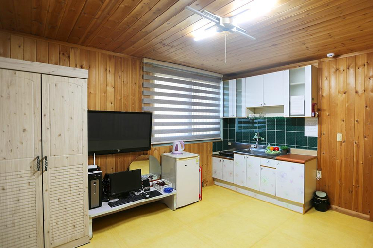 Others 3, Muju IC Pension, Muju