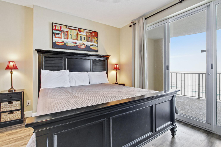 Bedroom 2, Ocean Villa Resort by Book That Condo, Bay