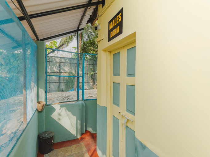 Others 5, New Address Dormitory, Mumbai Suburban