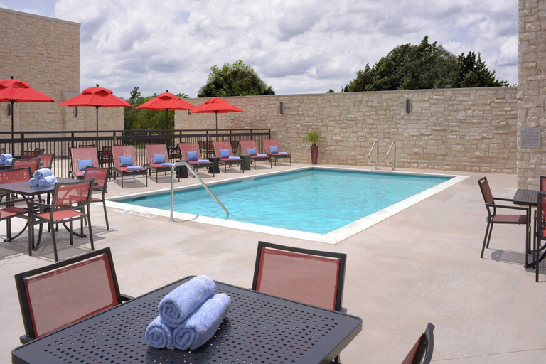 Sport & Beauty, Courtyard by Marriott Austin Pflugerville and Pflugerville Conference Center, Travis