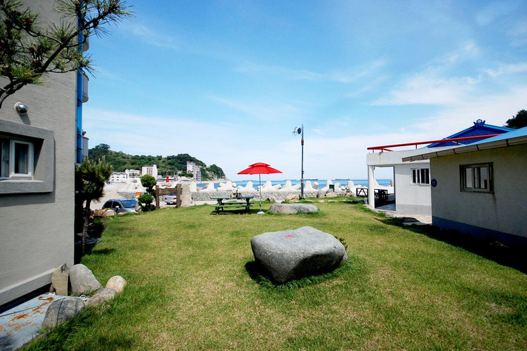 Exterior & Views 5, Geoje White Lighthouse Pension, Geoje