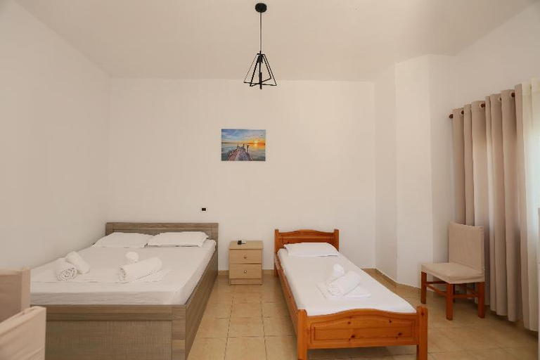 Bedroom 2, Michelle Apartments, Sarandës