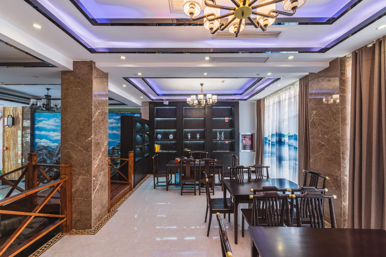 Food & Drinks 4, Mingcheng Hotel, Tongren