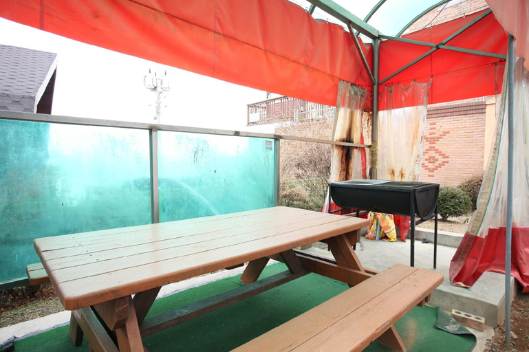 Others 3, Ongjin Blue Sea White Castle Pension, Hwaseong