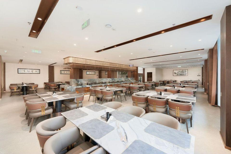 Food & Drinks, Mingzhu Hotel, Nyingtri