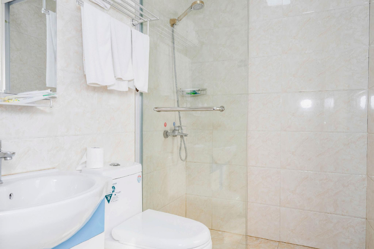 Bathroom 3, Jiaxing huameng business hotel, Jiaxing