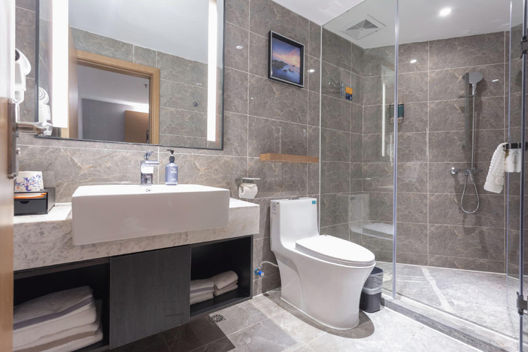Bathroom 3, Yeste Hotel Qinzhou Bay Plaza, Qinzhou