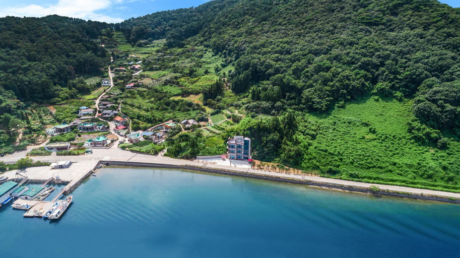 Others 3, Tongyeong Islet Pension, Tongyeong