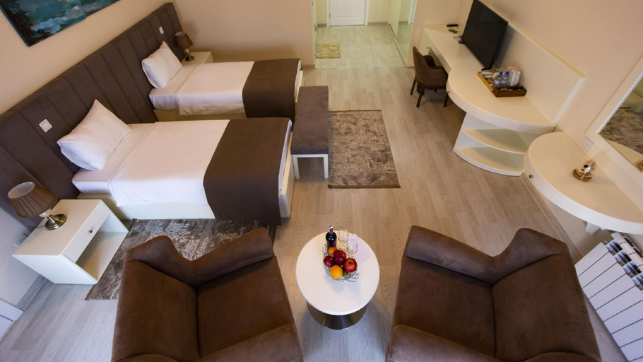 Bedroom 2, AlmaBagi Hotel&Villas, Quba