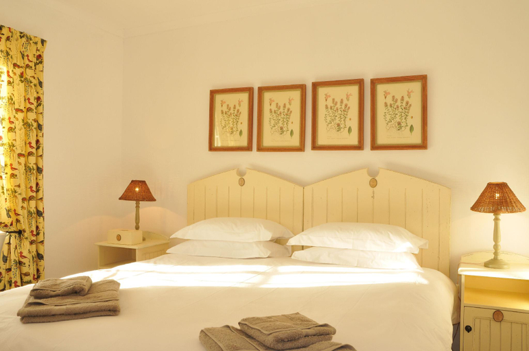 Bedroom 2, De Hoop Suites, Overberg