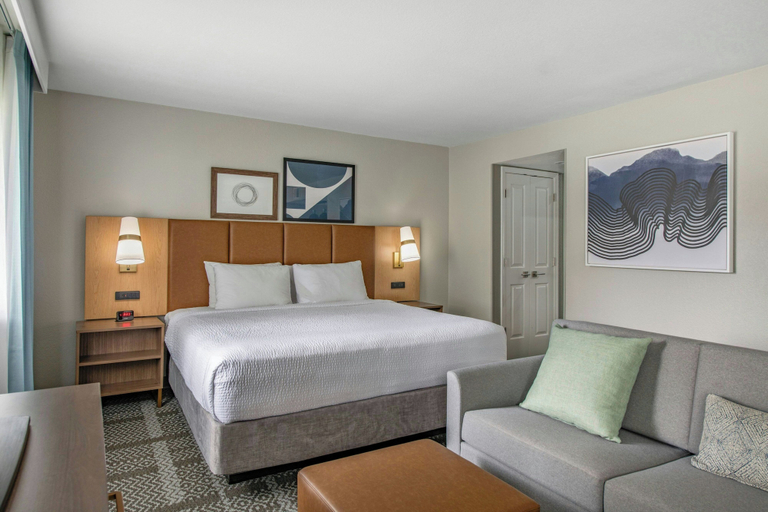 Bedroom 4, Staybridge Suites Oxnard River Ridge by IHG, Ventura