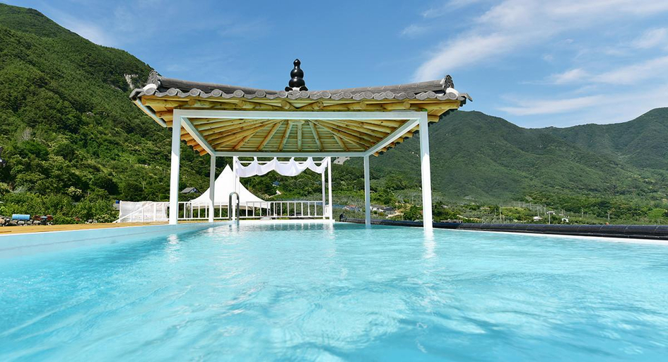 Sport & Beauty 5, Miryang Eoleumgol Hanok Pension, Cheongdo