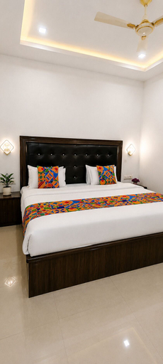 Room 4, La budha Villager Homestay, Agra
