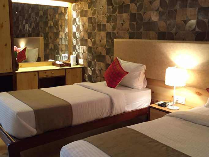 Bedroom 1, Westend Hotel, South Goa