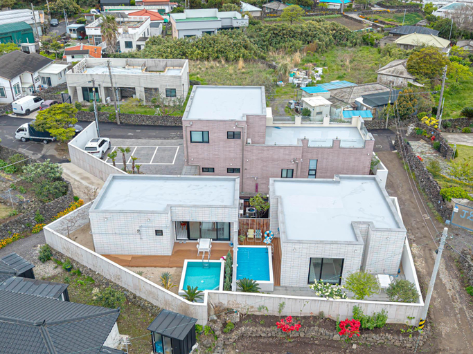 Exterior view 2, Jeju Yuyu, Jeju