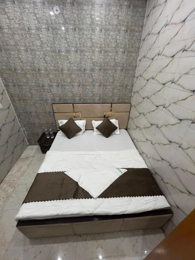 3, Vishal Vrindavan Residency, Mathura