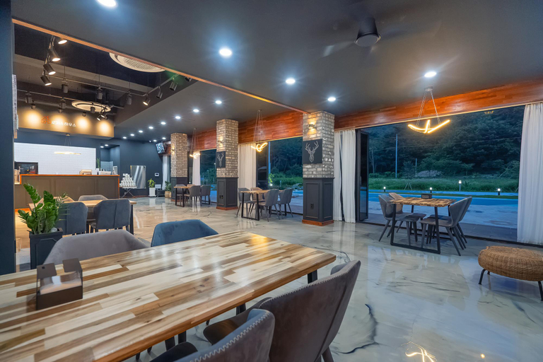 Food & Drinks 3, Buan Rogers House, Buan