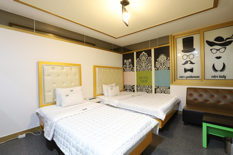 Bedroom 4, View of Daldong, Ulsan, Jung