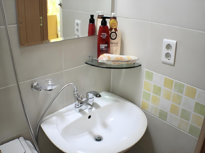 Bathroom, Gyeongju Tour Guesthouse, Gyeongju